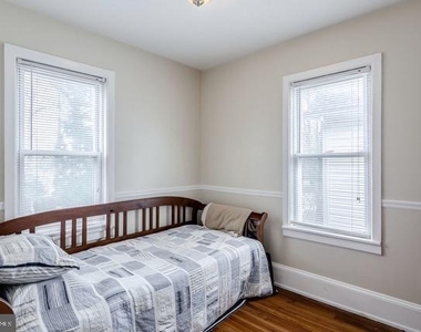 3 Lee Avenue - Photo Thumbnail 8