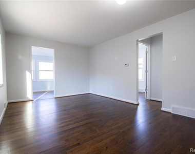 1308 E Milton - Photo Thumbnail 9