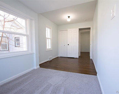 1308 E Milton - Photo Thumbnail 12