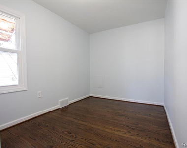 1308 E Milton - Photo Thumbnail 13