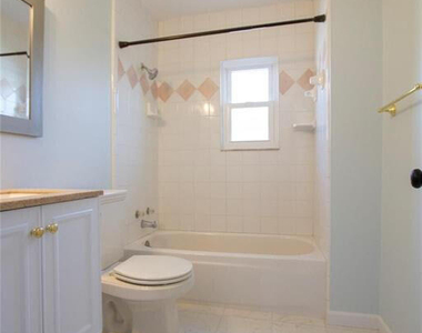 1308 E Milton - Photo Thumbnail 15