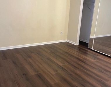 15615 Easthaven Court - Photo Thumbnail 8