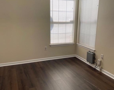 15615 Easthaven Court - Photo Thumbnail 11