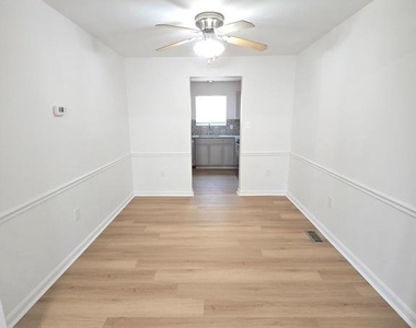 8839 Ritchboro Road - Photo Thumbnail 2