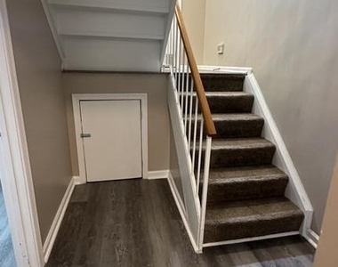 14646 London Lane - Photo Thumbnail 14