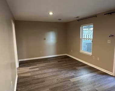 14646 London Lane - Photo Thumbnail 27
