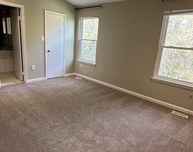 14646 London Lane - Photo Thumbnail 18
