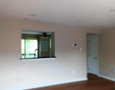 11406 Abbotswood Court - Photo Thumbnail 2