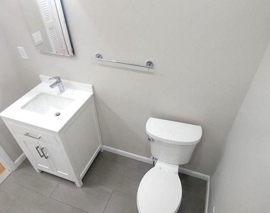 9820 Inglemere Drive - Photo Thumbnail 33