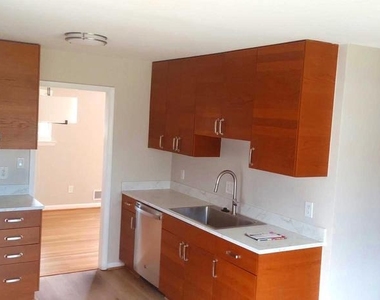 9820 Inglemere Drive - Photo Thumbnail 1