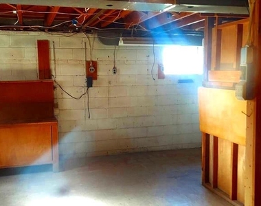9820 Inglemere Drive - Photo Thumbnail 40