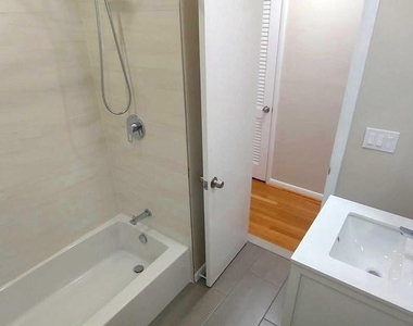 9820 Inglemere Drive - Photo Thumbnail 26