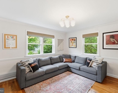 8007 Wildwood Drive - Photo Thumbnail 4