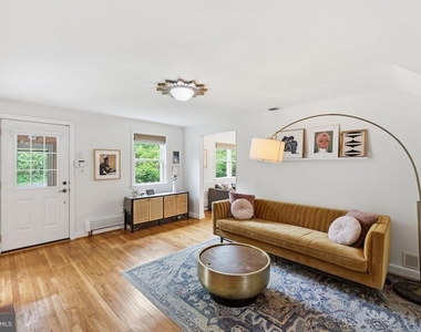 8007 Wildwood Drive - Photo Thumbnail 2