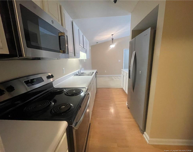 509 Meadowland Court - Photo Thumbnail 5