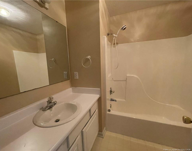 509 Meadowland Court - Photo Thumbnail 12