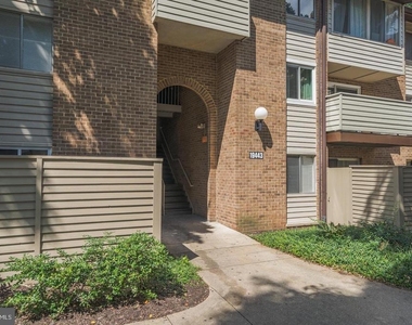 19443 Brassie Place - Photo Thumbnail 16