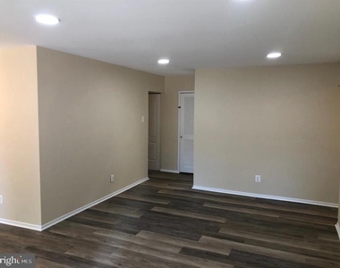 19443 Brassie Place - Photo Thumbnail 8