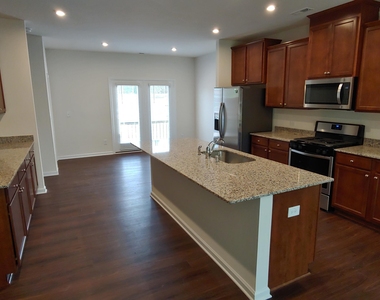 4103 Mahal Avenue - Photo Thumbnail 4