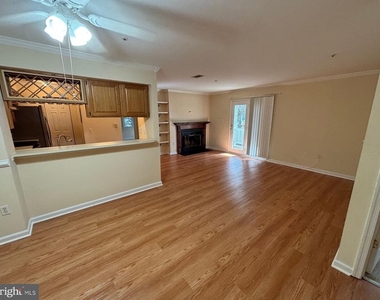 12220 Eagles Nest Court - Photo Thumbnail 4