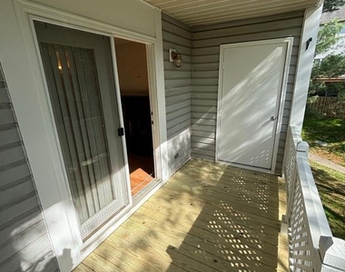 12220 Eagles Nest Court - Photo Thumbnail 8