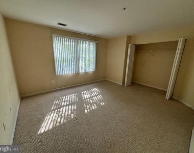 12220 Eagles Nest Court - Photo Thumbnail 10