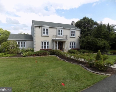 313 Glenville Road - Photo Thumbnail 3