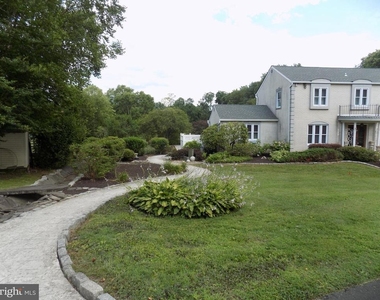 313 Glenville Road - Photo Thumbnail 5