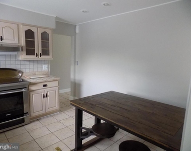 313 Glenville Road - Photo Thumbnail 25