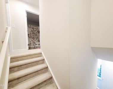 5945 River Landings Drive - Photo Thumbnail 12