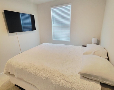 5945 River Landings Drive - Photo Thumbnail 17