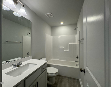 5046 Arkose Drive - Photo Thumbnail 18