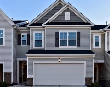 5046 Arkose Drive - Photo Thumbnail 1