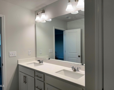 5046 Arkose Drive - Photo Thumbnail 12