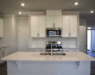 5046 Arkose Drive - Photo Thumbnail 6