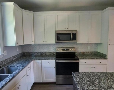 1056 Rye Drive - Photo Thumbnail 15