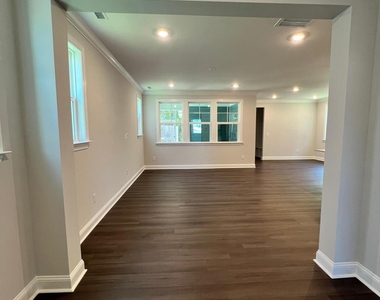 5461 Cayden Cove Drive - Photo Thumbnail 11