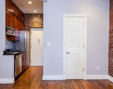 51 Leroy Street, Unit 4d - Photo Thumbnail 1