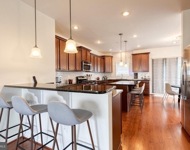 513 Bluffton Drive - Photo Thumbnail 12