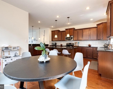 513 Bluffton Drive - Photo Thumbnail 17