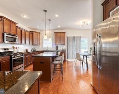 513 Bluffton Drive - Photo Thumbnail 13