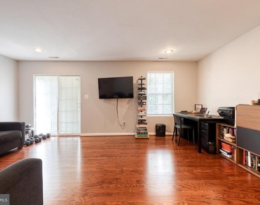 513 Bluffton Drive - Photo Thumbnail 3