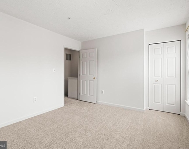 8224 Spadderdock Way - Photo Thumbnail 20