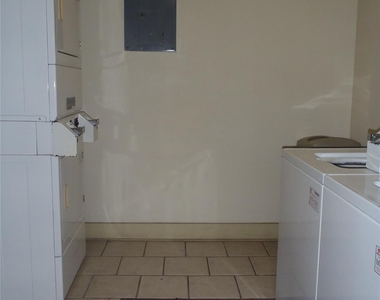 3815 Guadalupe St - Photo Thumbnail 19