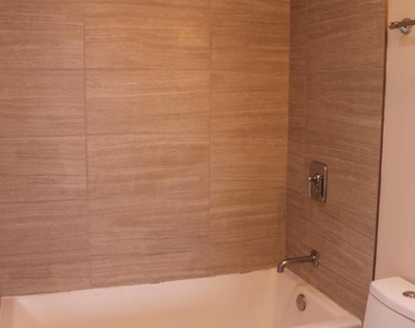 5110 Fort Totten Drive Ne - Photo Thumbnail 17