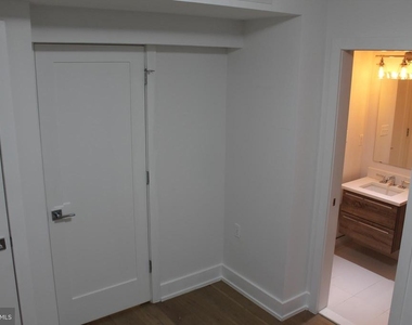 5110 Fort Totten Drive Ne - Photo Thumbnail 7