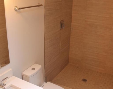 5110 Fort Totten Drive Ne - Photo Thumbnail 5