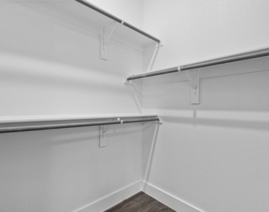 865 Limmer Loop - Photo Thumbnail 21