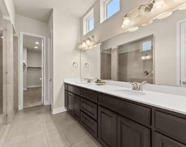 5600 Rio Chama Cv - Photo Thumbnail 4