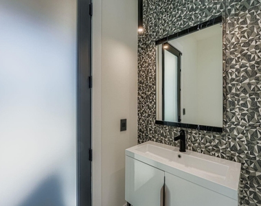 6412 Lantern View Dr - Photo Thumbnail 18